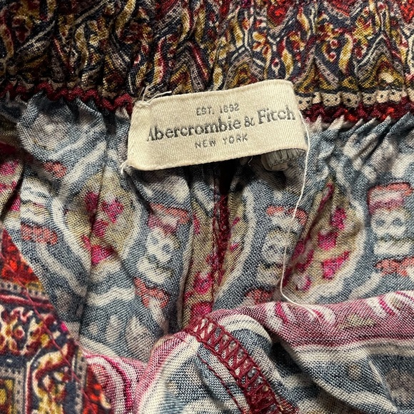 Abercrombie & Fitch Shorts - Picture 4 of 5